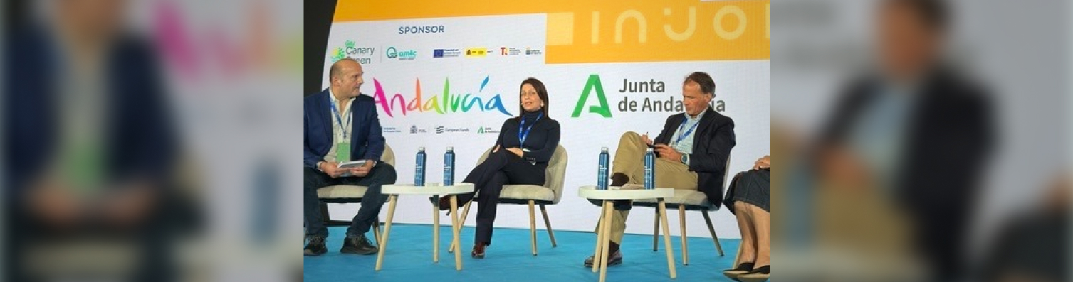 Representantes Asociación Municipios Turísticos de Canarias (AMTC) participan en el congreso internacional de turismo azul e innovación Sun&Blue 2025 en Almería 2025 y muestran proyectos en sus destinos de ‘Soy Canary Green’ para avanzar hacia un modelo turístico  más eficiente y responsable en Canarias